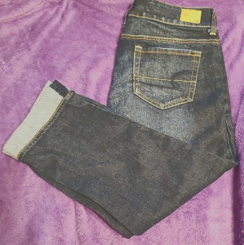 American Eagle capris, size 4